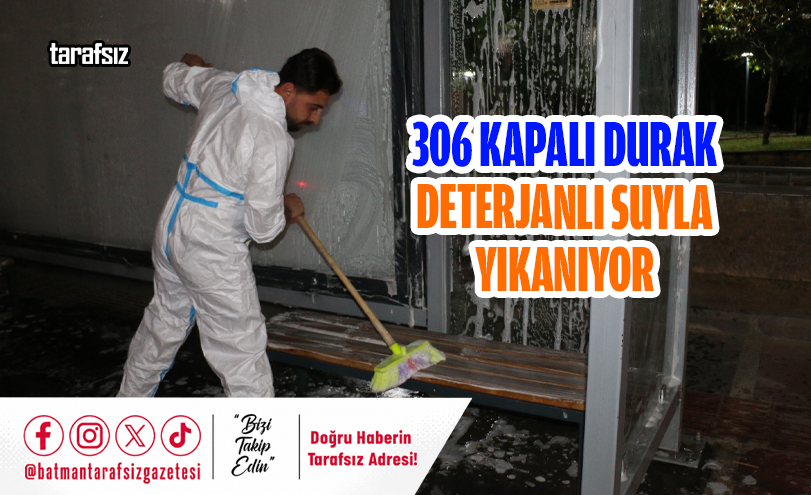 306 Kapalı Durak Deterjanlı Suyla Yıkanıyor