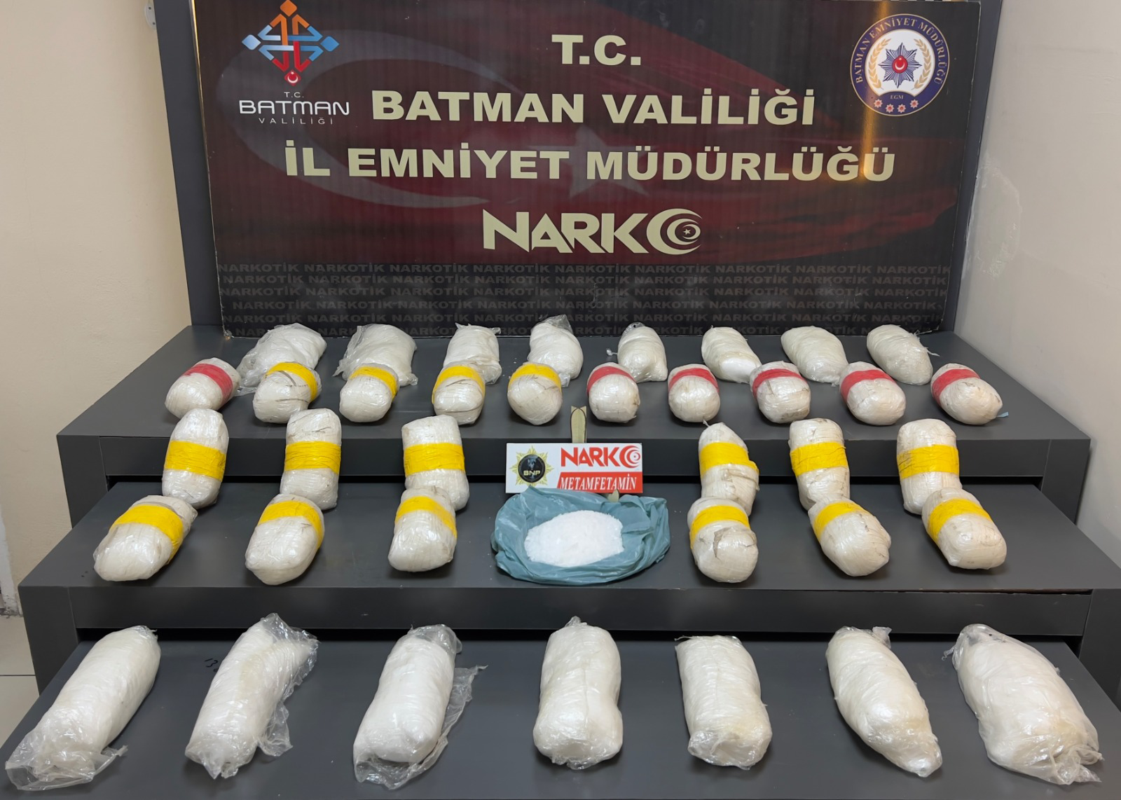 19 KİLO METAMFETAMİN ELE GEÇİRİLDİ, 1 TUTUKLAMA