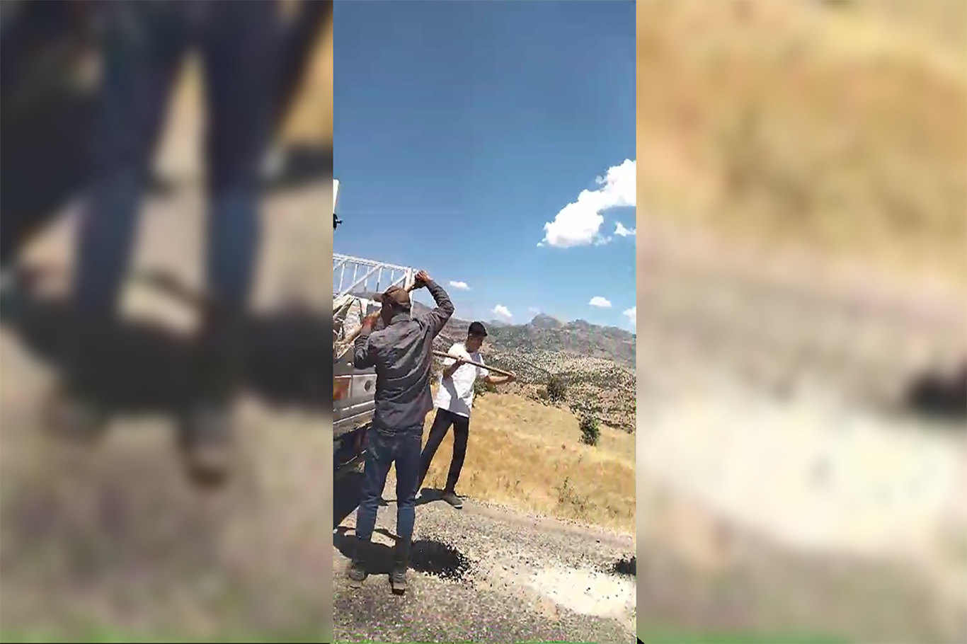 Diyarbakır’da Vatandaş Belediyeye İsyan Etti: Asfaltı Satın Alıp Yolu Kendileri Onardı!