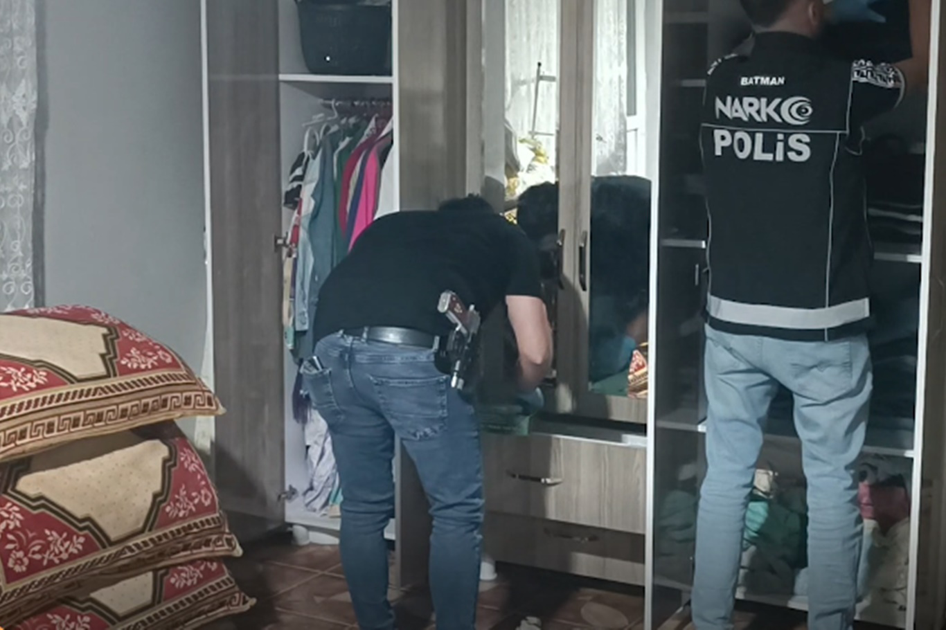 Batman’da Narkotik Ekiplerinden Nokta Operasyonlar: 5 Şüpheli Tutuklandı
