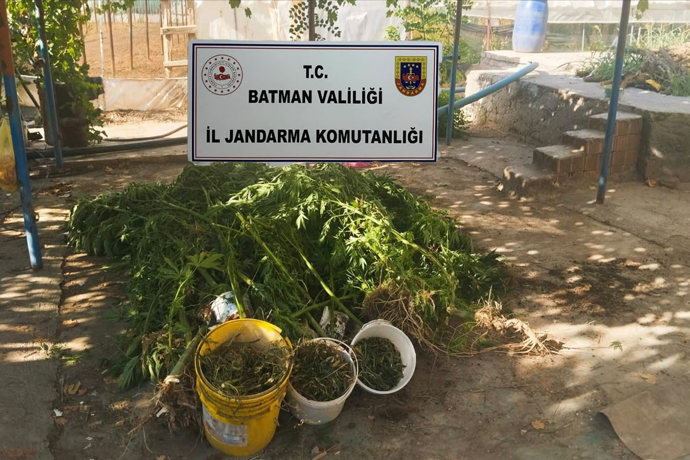 Batman’da Uyuşturucu Operasyonunda Kilolarca Madde Ele Geçirildi