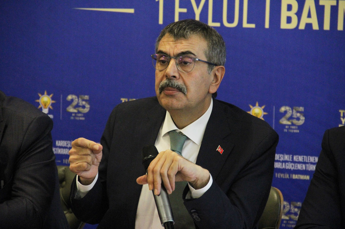 Bakan Tekin: “Terörsüz Türkiye Kardeşliğin Teminatıdır”